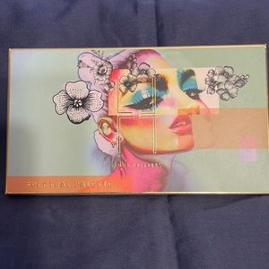 Linda Hallberg Spectral palette